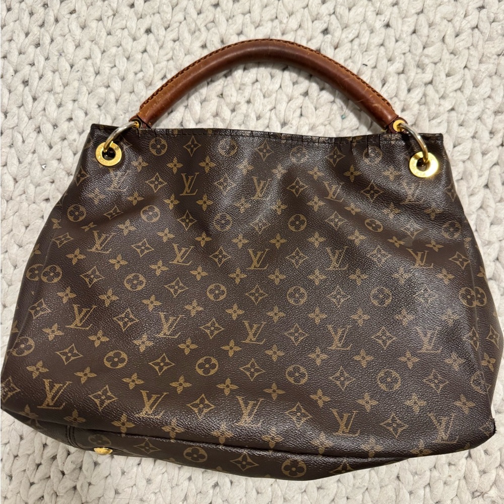 Louis Vuitton Artsy Brown Monogram Shoulder Bag